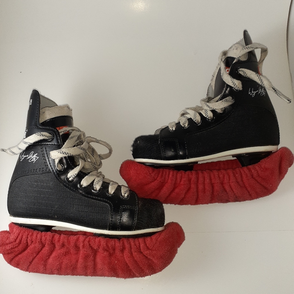 CCM Champion 99 ice skates